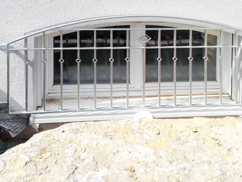 Fenstergitter – 10